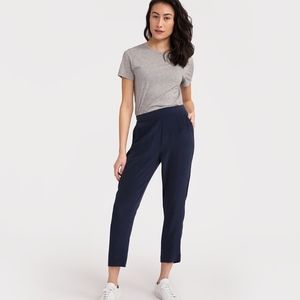Grana Flat Front Ankle Pants 100% Silk Small Short